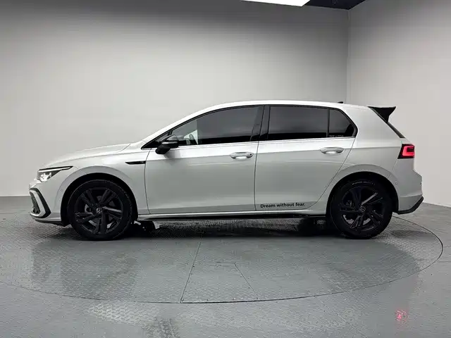Volkswagen Golf — миниатюра 4