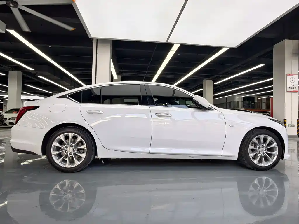Cadillac CT5 — миниатюра 16