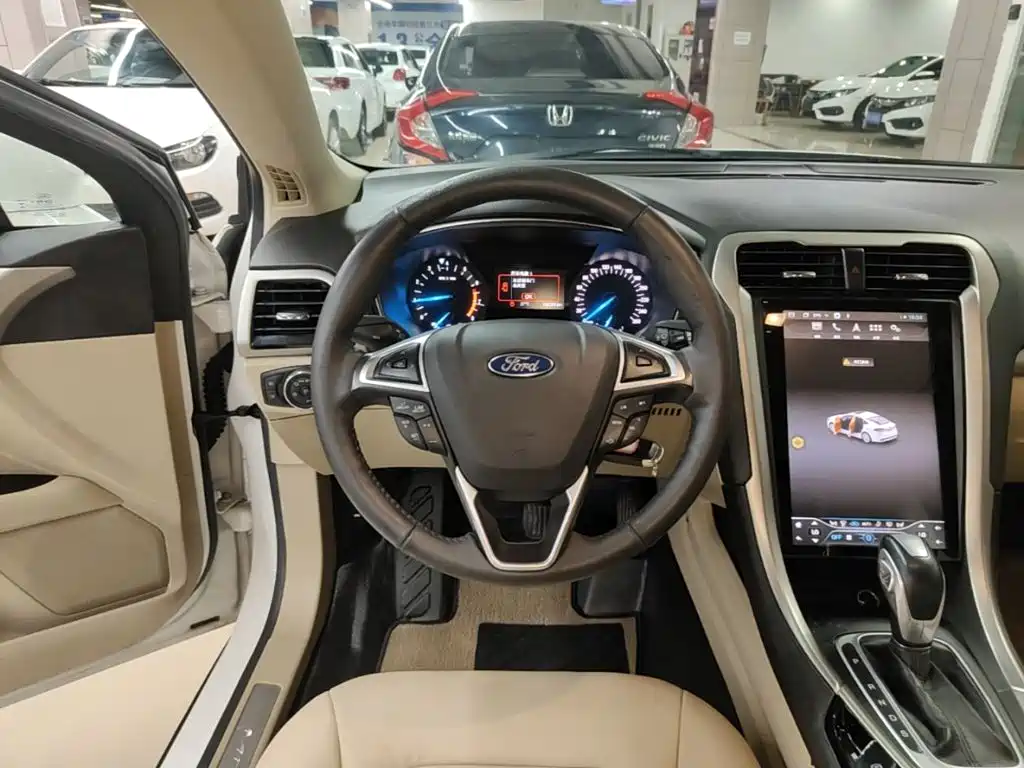 Ford Mondeo — миниатюра 11