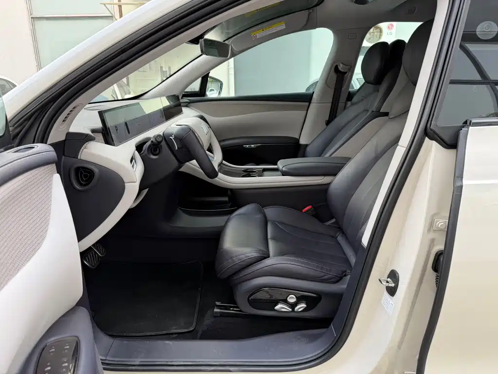 ZHIJI AUTOMOBILE ZHIJI LS7