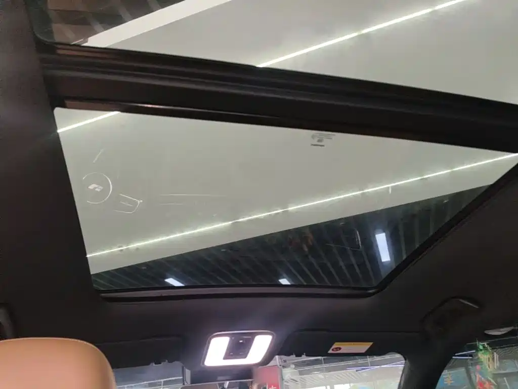 Li Auto Li ONE — миниатюра 18