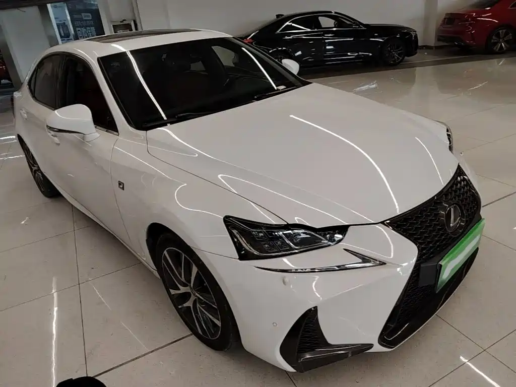 Lexus IS — миниатюра 4