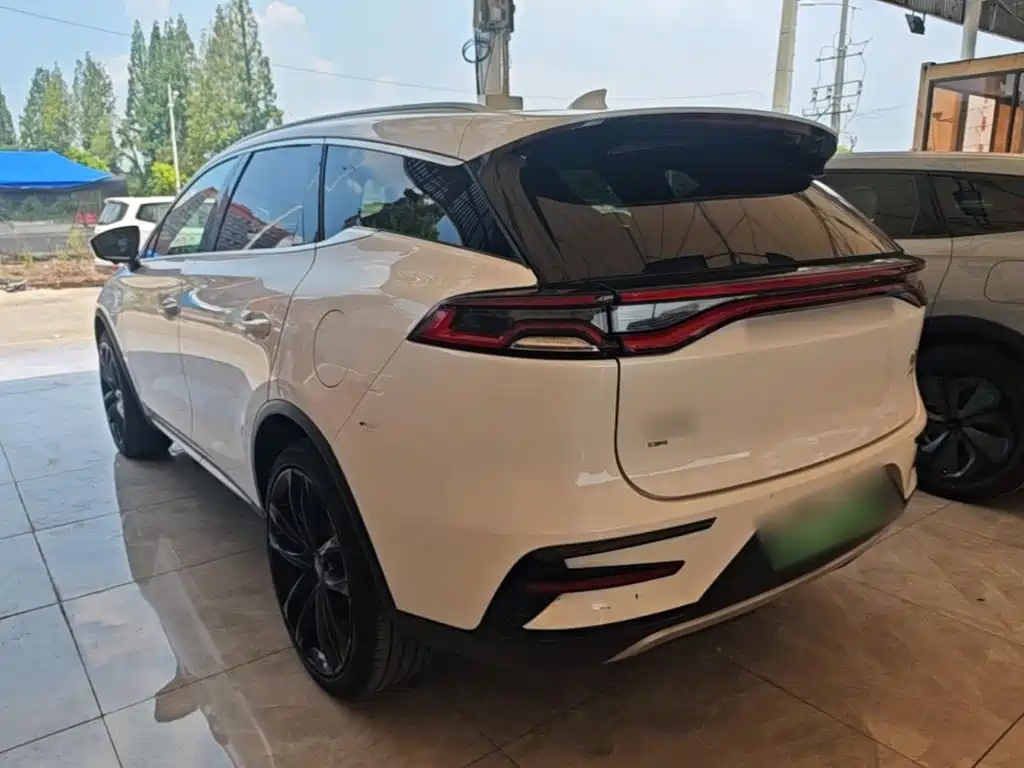 BYD Tang New Energy — миниатюра 5