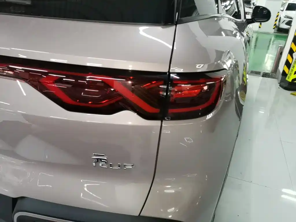 BYD Yuan UP — миниатюра 8