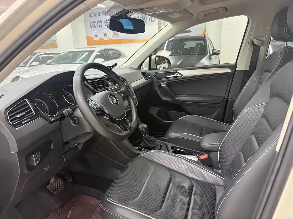 Volkswagen Tiguan L — миниатюра 13