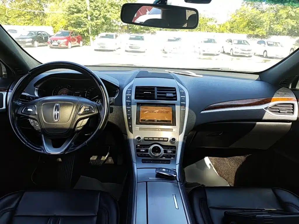 Lincoln MKZ — миниатюра 10