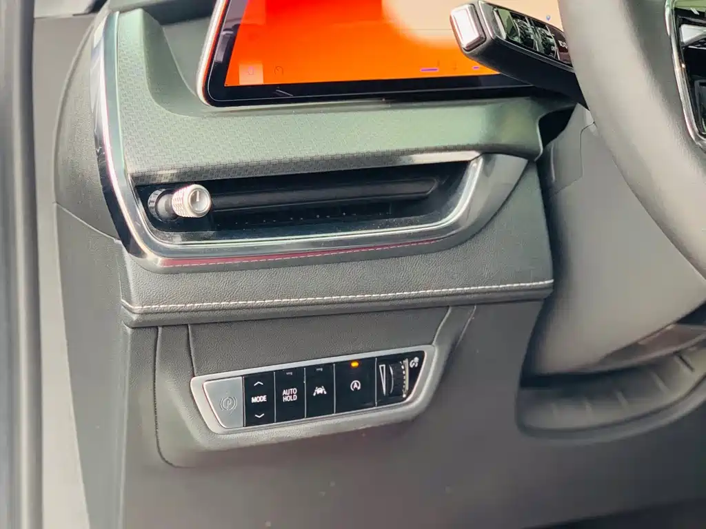 Cadillac XT5 — миниатюра 28