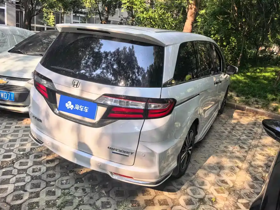 Honda Odyssey — миниатюра 3