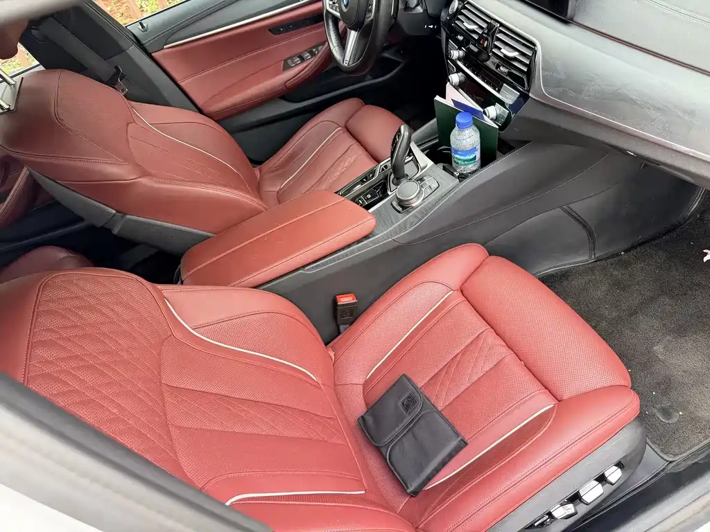 BMW 5 Series — миниатюра 6