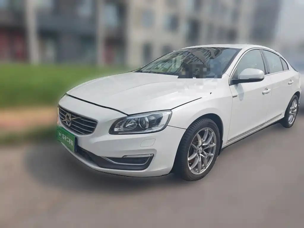 Volvo S60 — миниатюра 2
