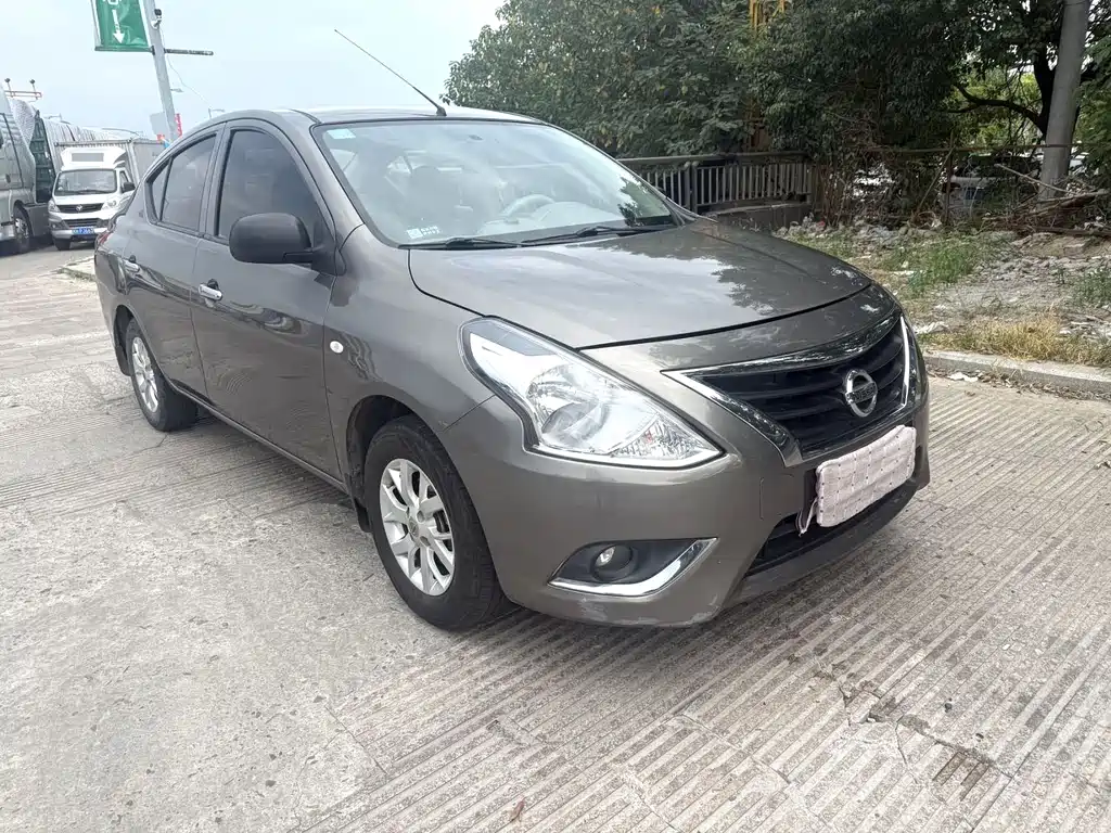 Nissan Sunny — миниатюра 7