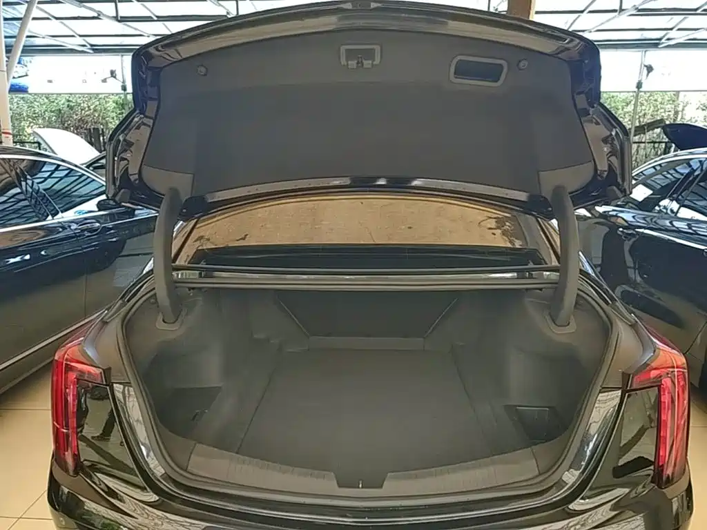 Cadillac CT5 — миниатюра 19
