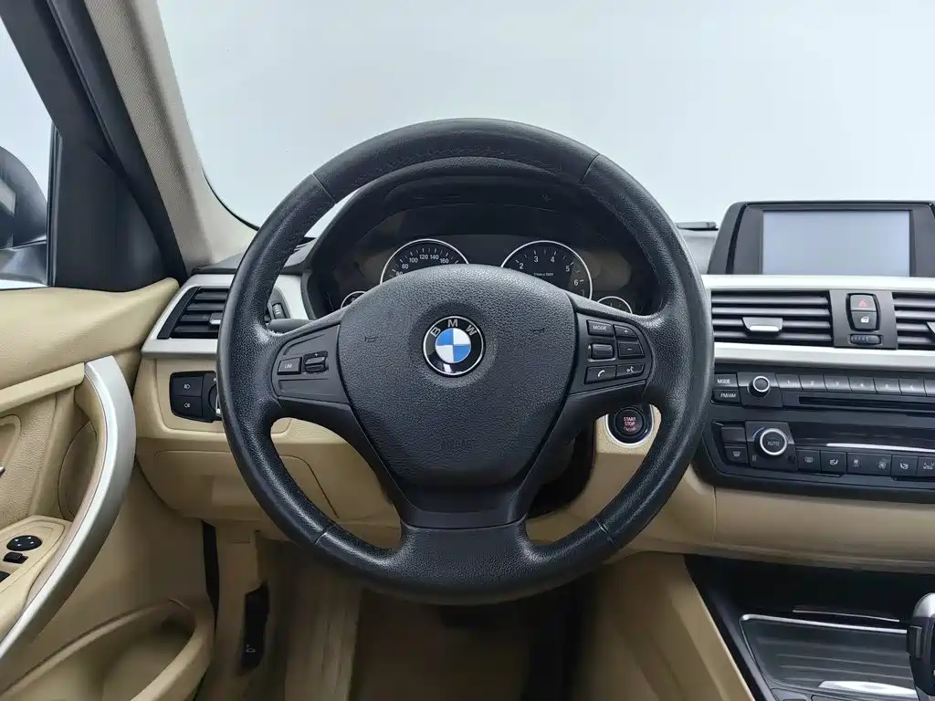 BMW 3 Series — миниатюра 11