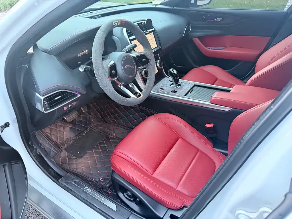 Jaguar XEL — миниатюра 8