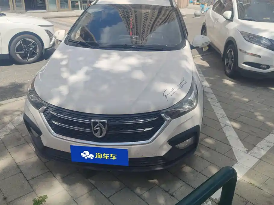 Baojun 310W — миниатюра 2