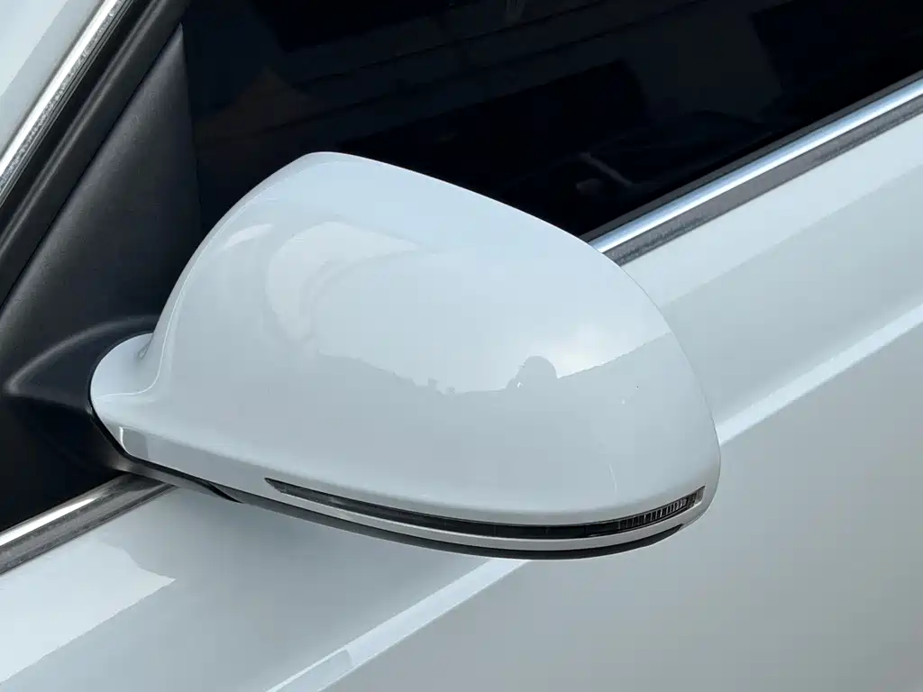 Audi Q3 — миниатюра 11