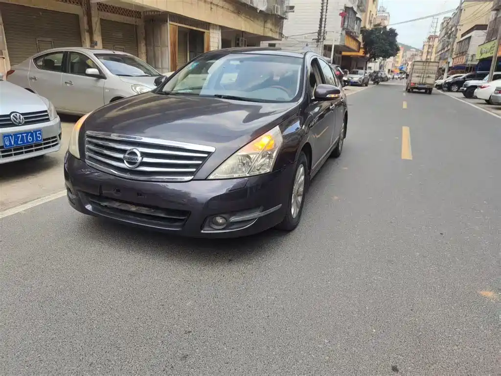 Купить Nissan Teana