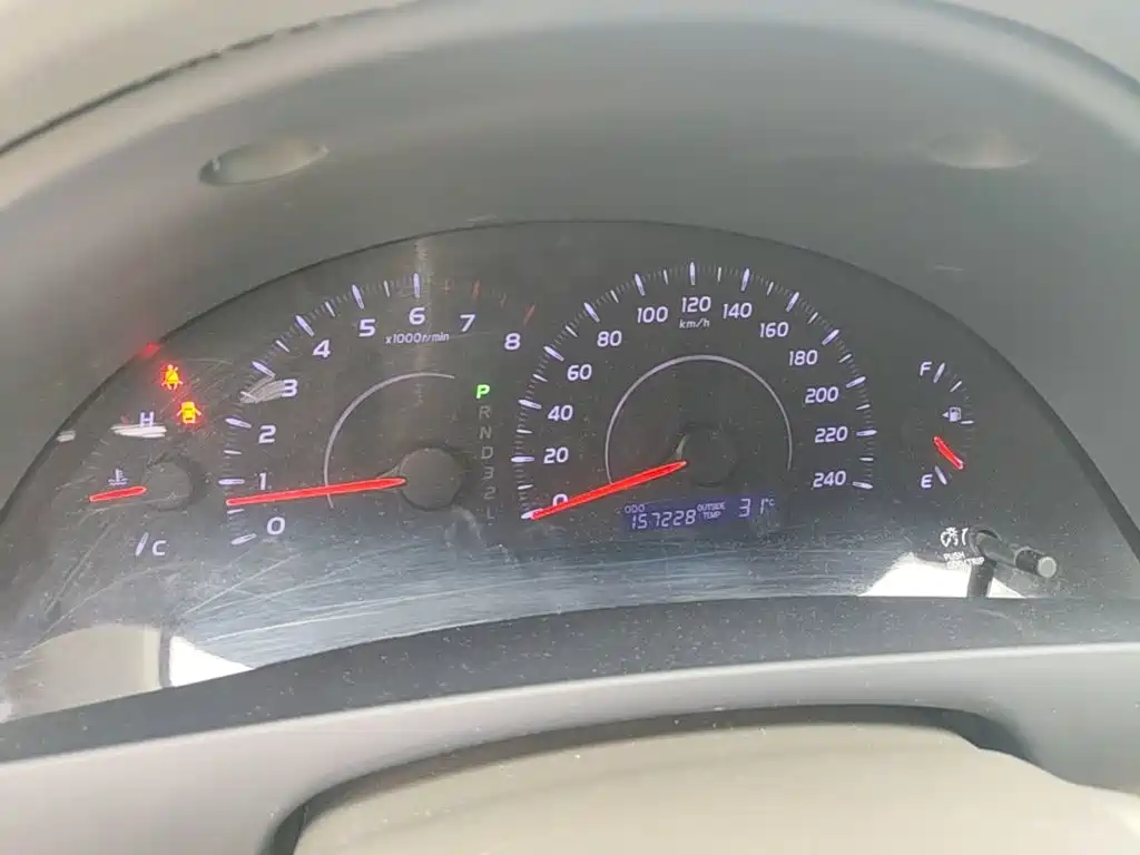 Toyota Camry — миниатюра 12