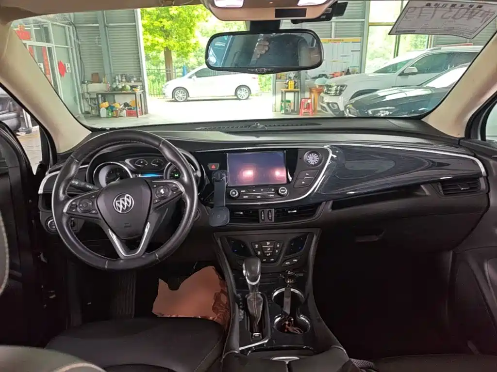 Buick Envision Plus — миниатюра 10