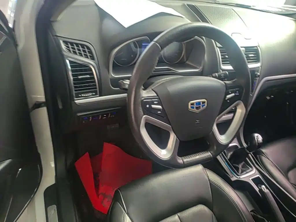 Geely Emgrand — миниатюра 11