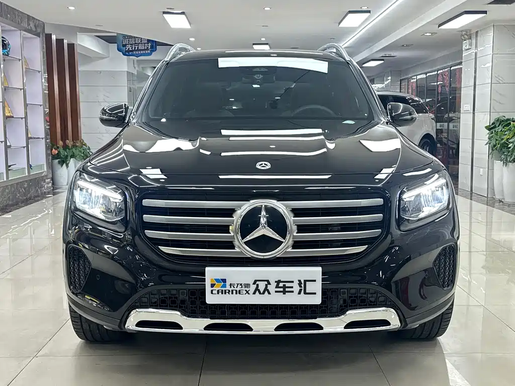 Mercedes-Benz GLB — миниатюра 2