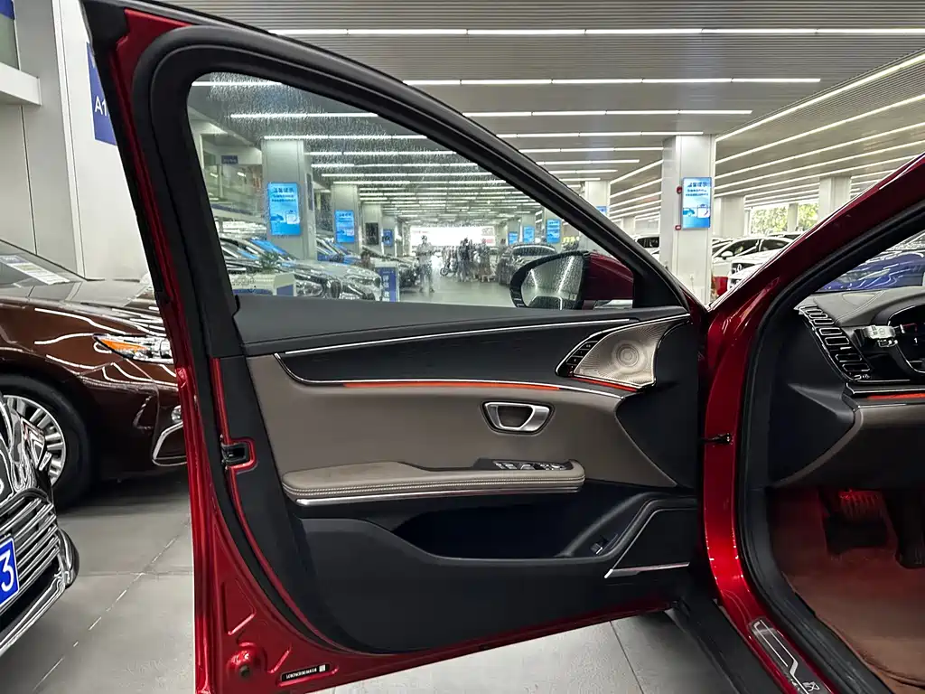 BYD Han — миниатюра 7