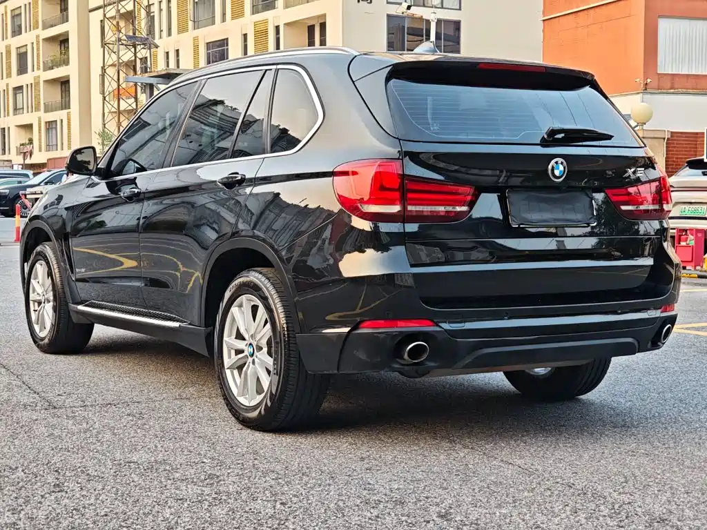 BMW X5 (Import) — миниатюра 7