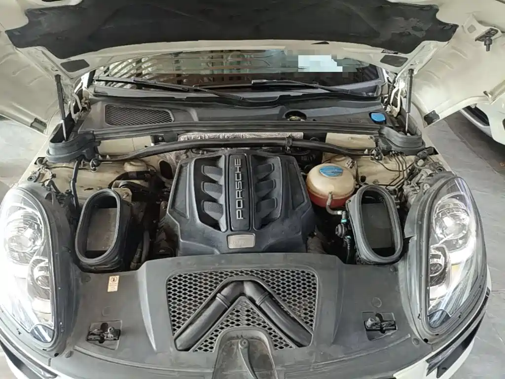 Porsche Macan — миниатюра 20
