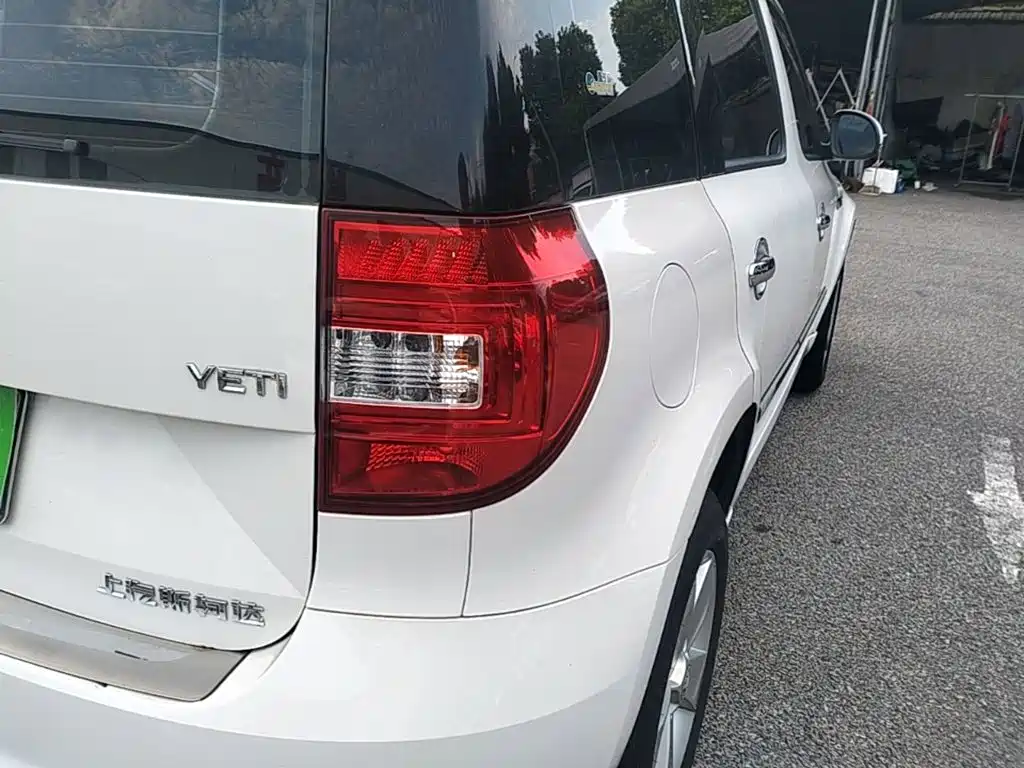 Skoda Yeti — миниатюра 8