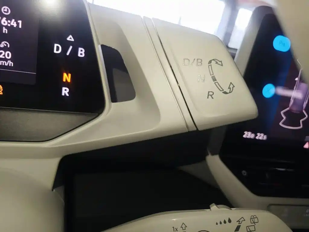 Volkswagen ID.3 — миниатюра 14