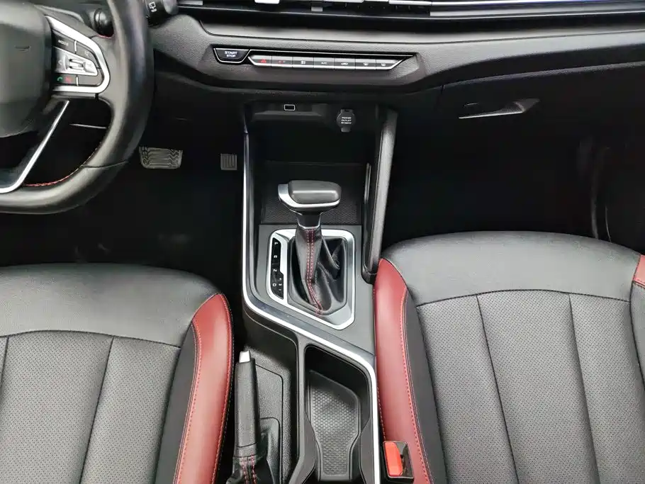 Geely Vision X3 — миниатюра 16