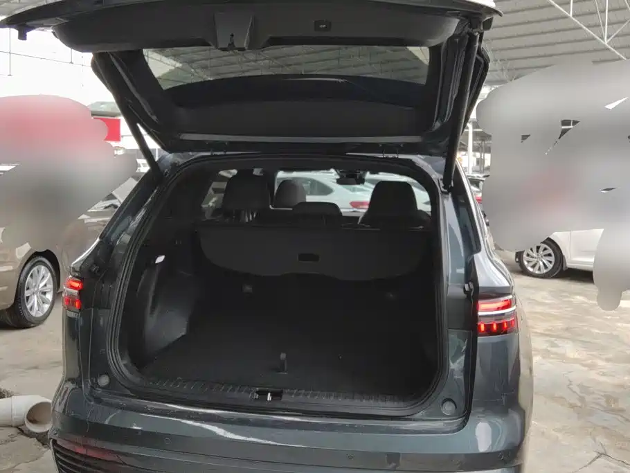Geely Xingyue L — миниатюра 4