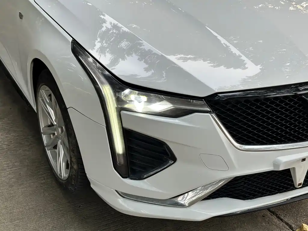 Cadillac CT4 — миниатюра 5