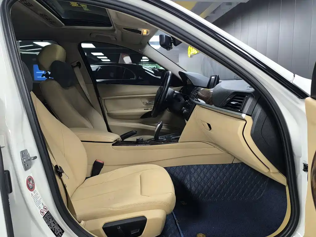 BMW 3 Series — миниатюра 10