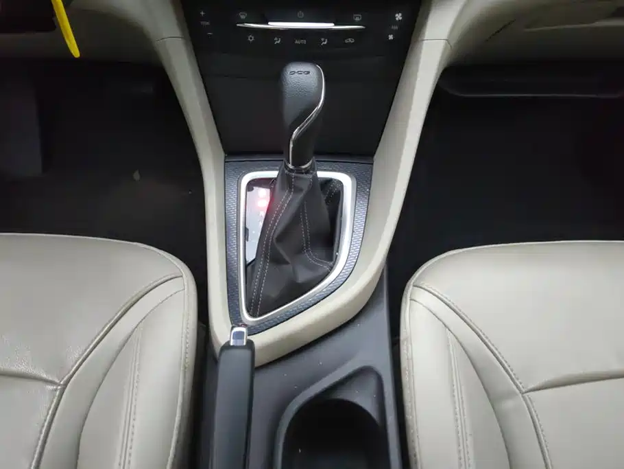 Buick Excelle — миниатюра 16