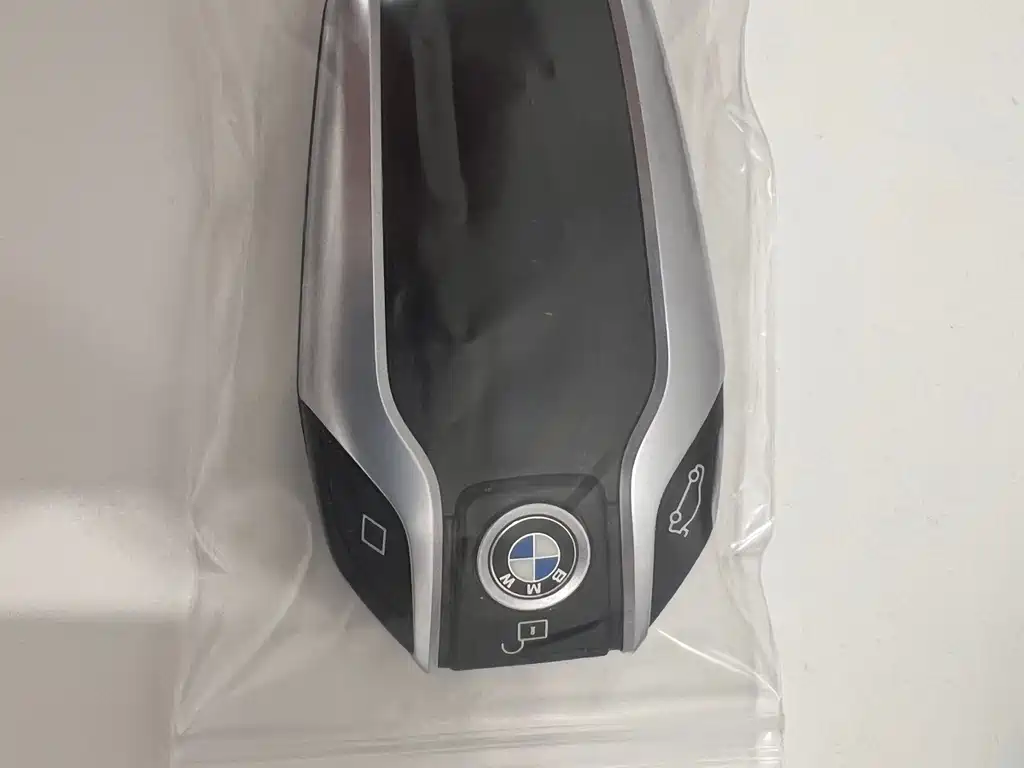 BMW 5 Series New Energy — миниатюра 20