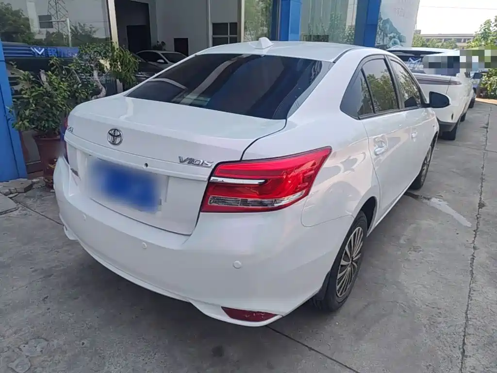 Toyota Vios — миниатюра 7