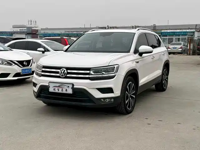 VOLKSWAGEN TUYUE 2020