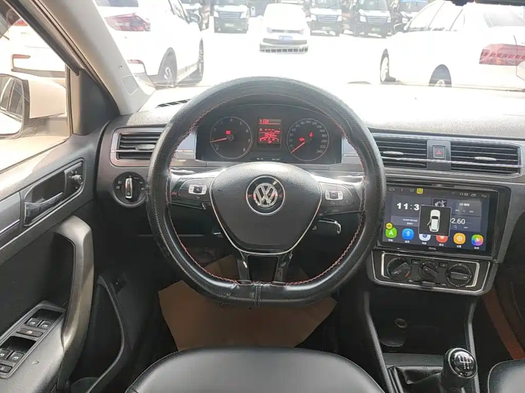 Volkswagen Santana — миниатюра 7