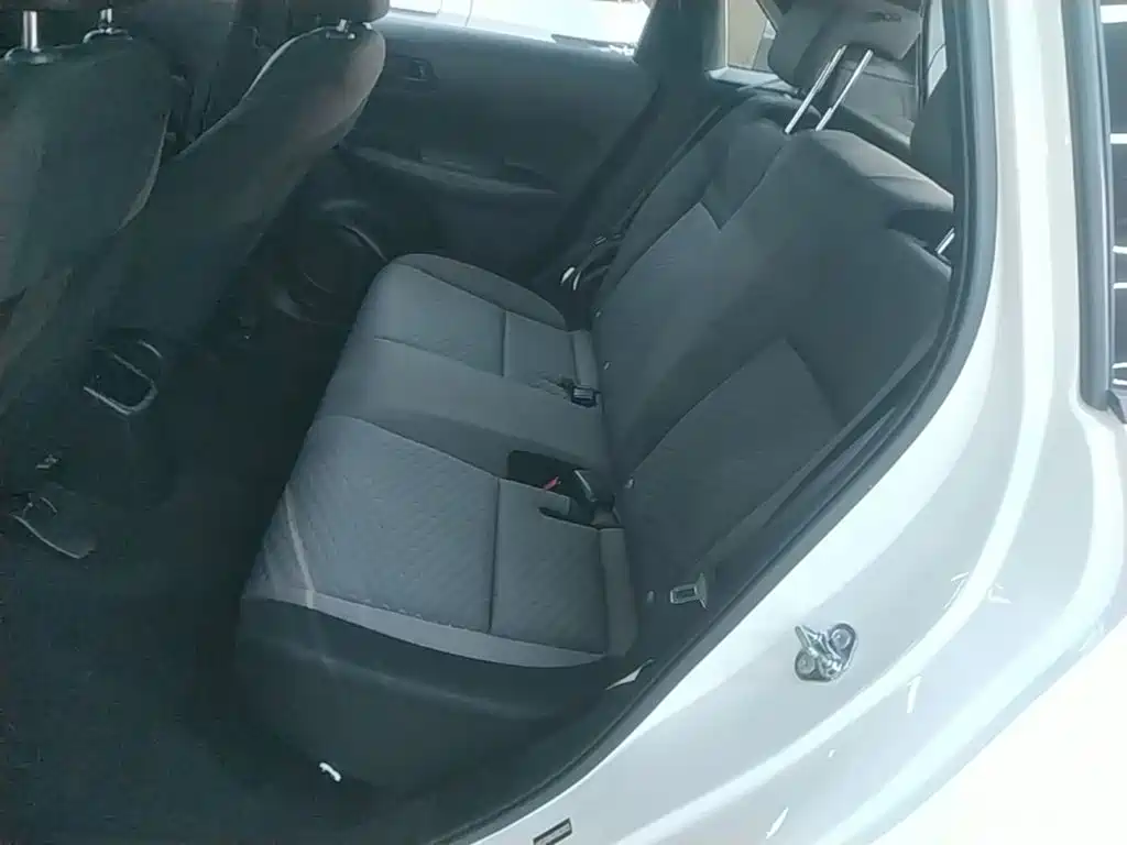 Honda Fit — миниатюра 17