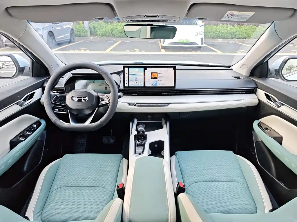 Geely L HiP — миниатюра 7