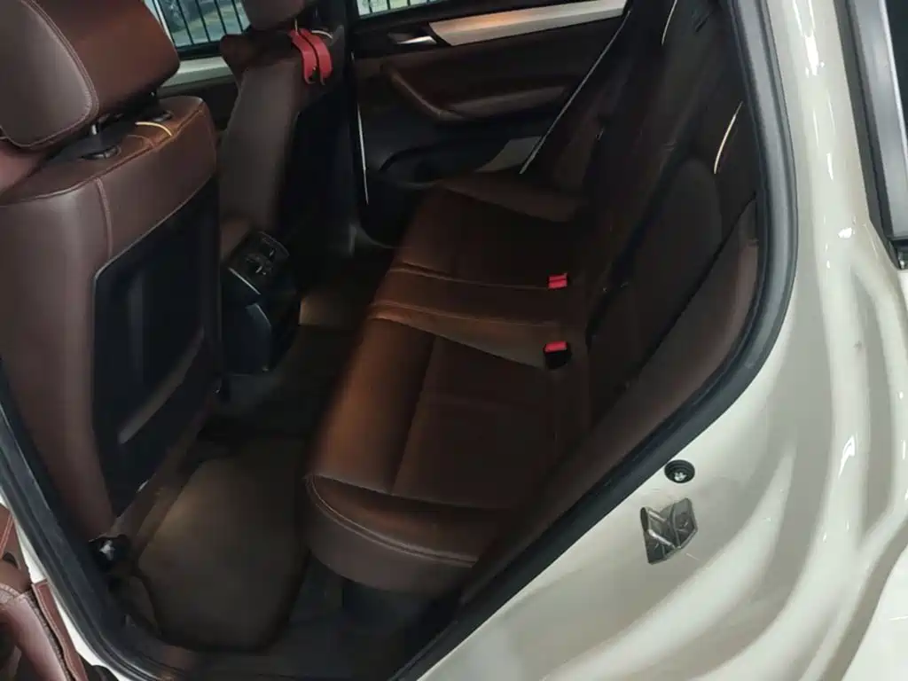 BMW X4 — миниатюра 17