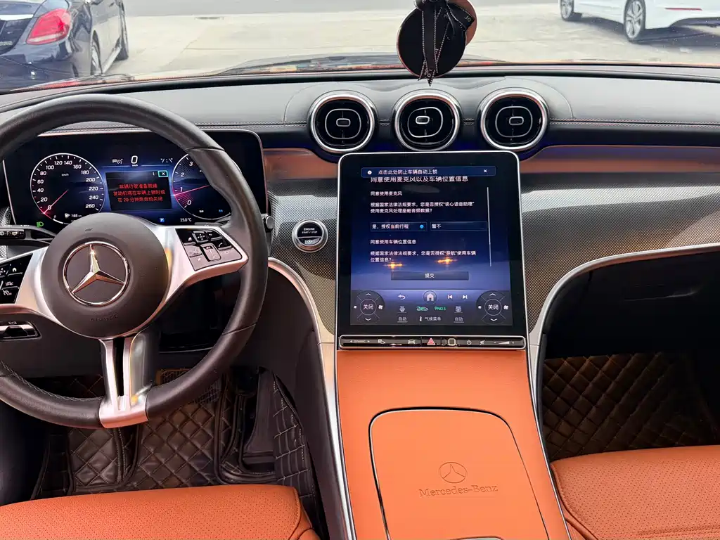 Mercedes-Benz GLC — миниатюра 11