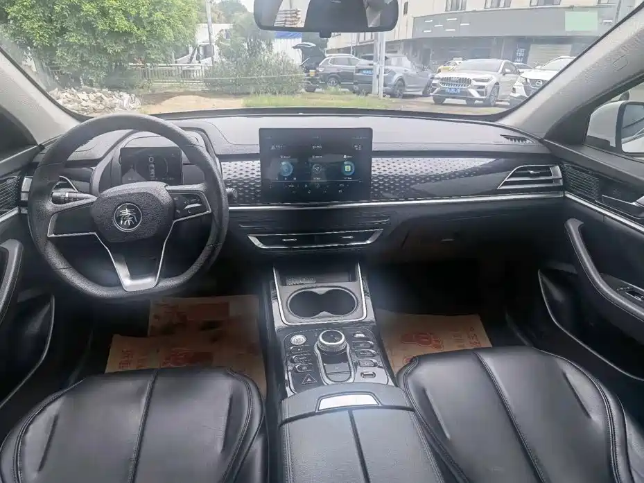 BYD Qin PLUS — миниатюра 10