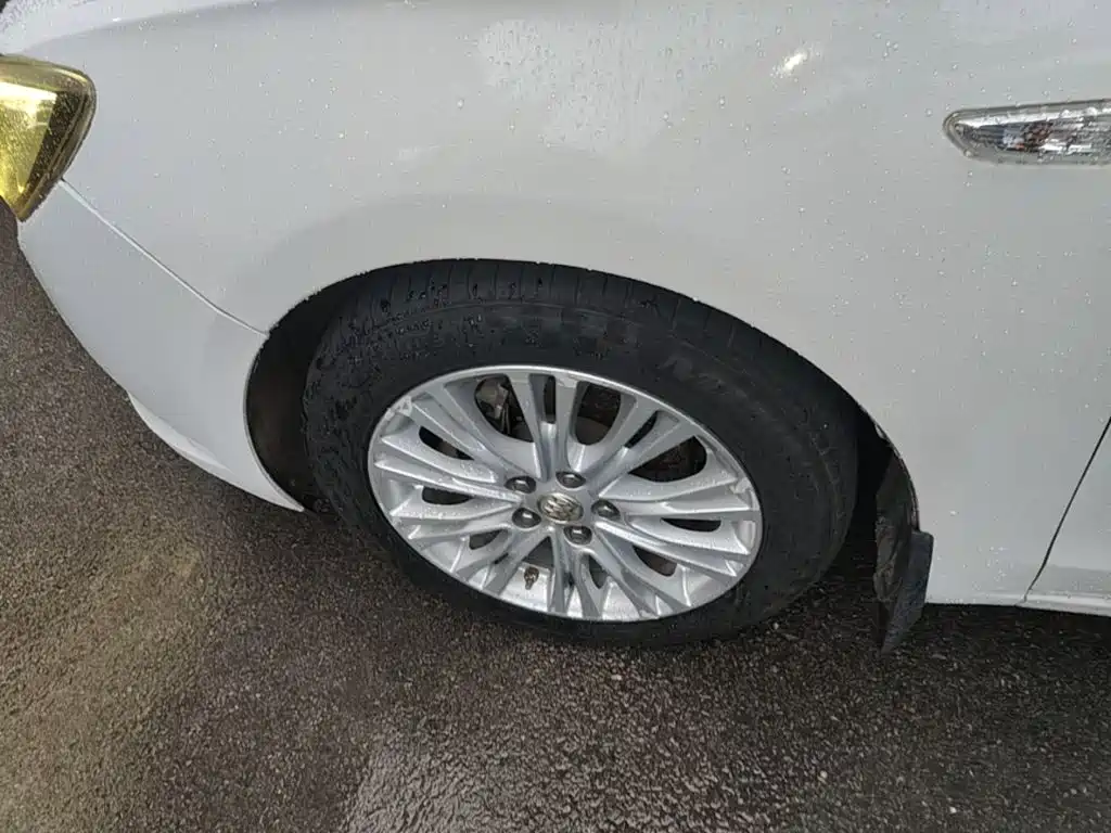 Buick Excelle — миниатюра 23