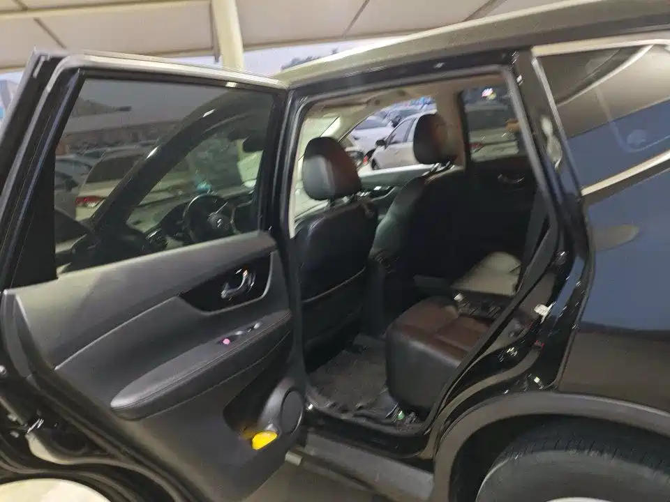 Nissan X-Trail — миниатюра 8