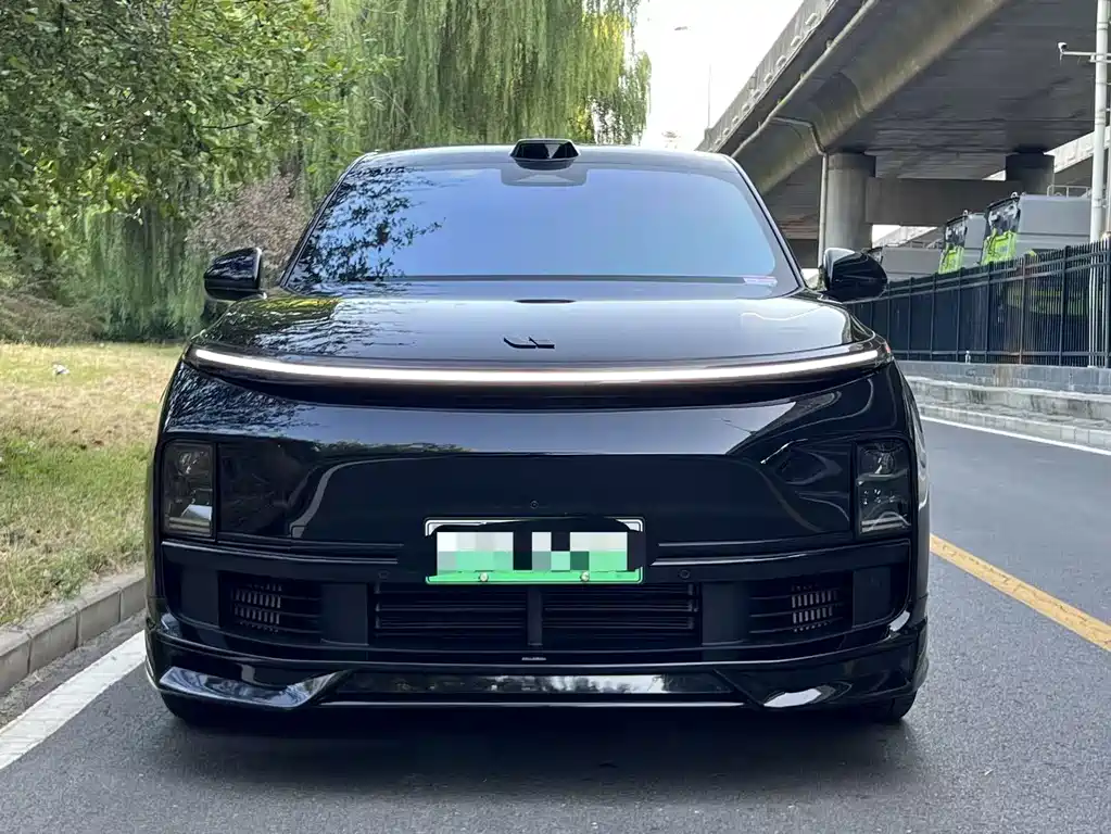 Li Auto Li L8 — миниатюра 3