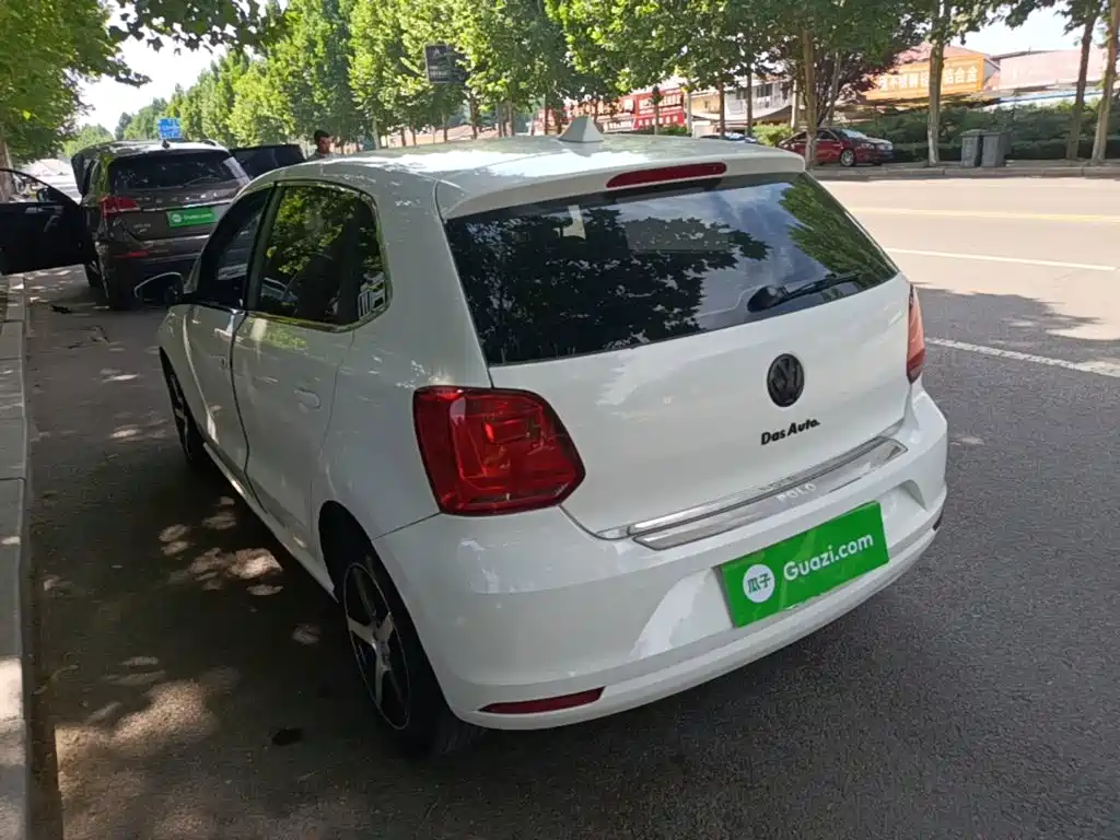 Volkswagen Polo — миниатюра 5