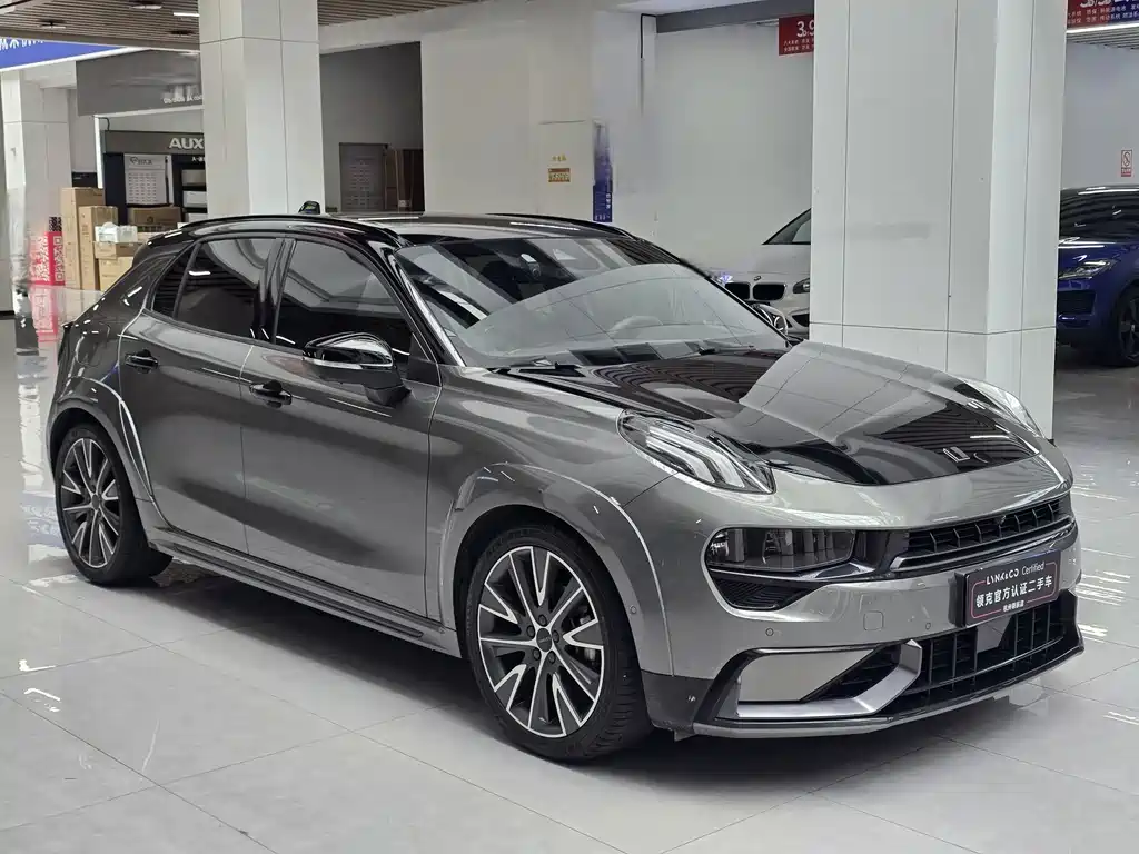 Lynk & Co 02 Hatchback — миниатюра 2