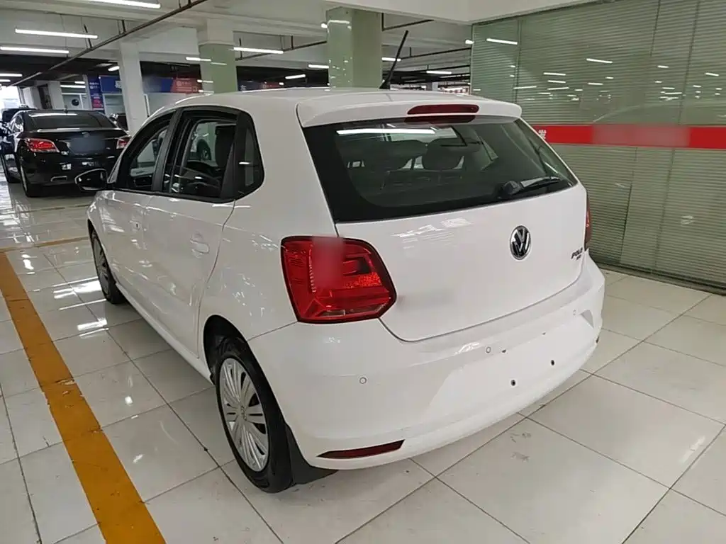 Volkswagen Polo — миниатюра 5